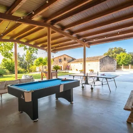 Mas - Exclusive With Private Pool
